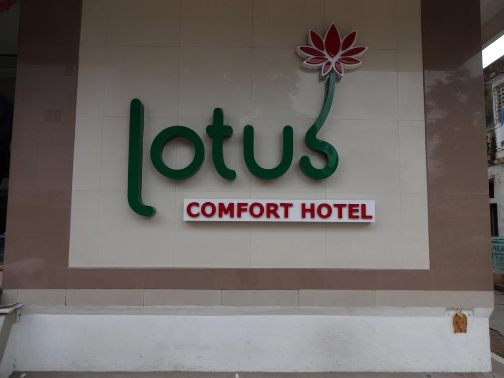 Lotus Comfort - A Pondy Hotel Pondicherry Esterno foto